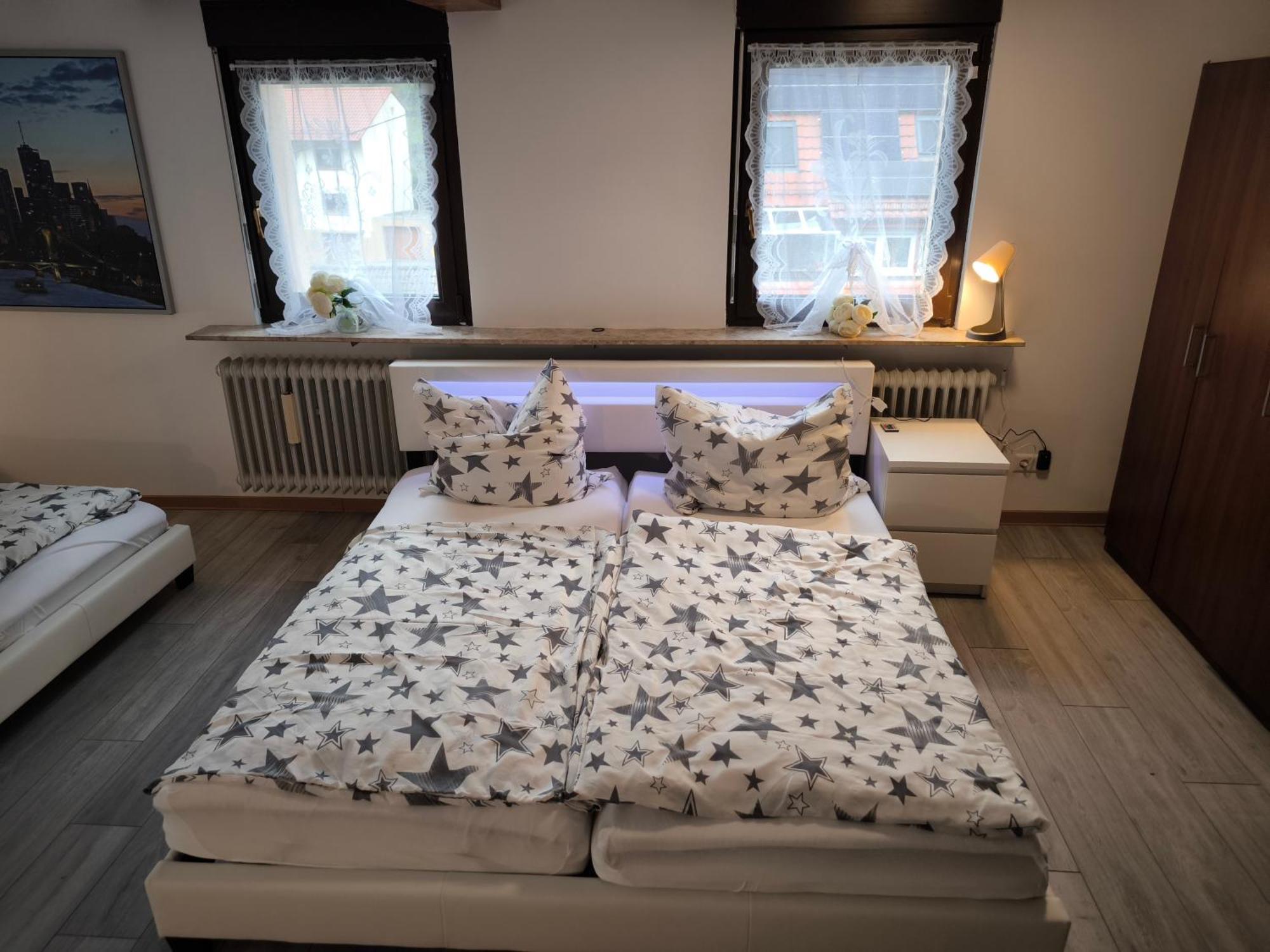 דוסנהיים Private Guesthouse Mt מראה חיצוני תמונה