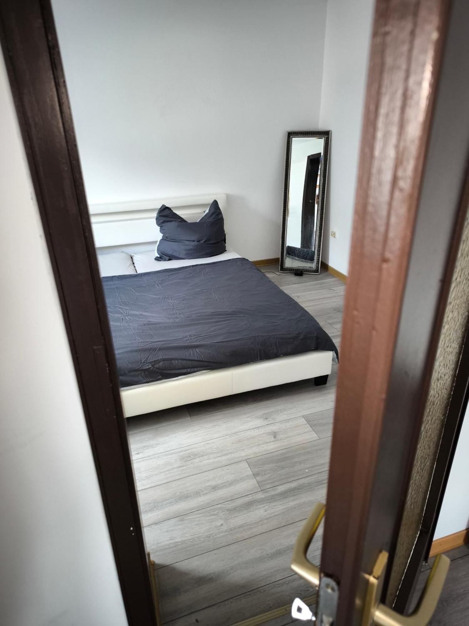 דוסנהיים Private Guesthouse Mt מראה חיצוני תמונה